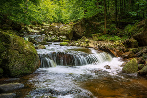 photo-wallpaper-relaxation-at-the-waterfall-ii