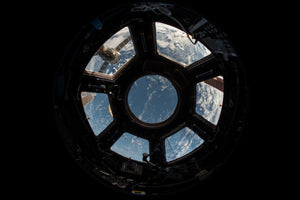 photo-wallpaper-a-look-from-the-iss