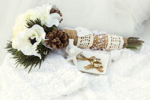 photo-wallpaper-bridal-bouquet-with-wedding-rings