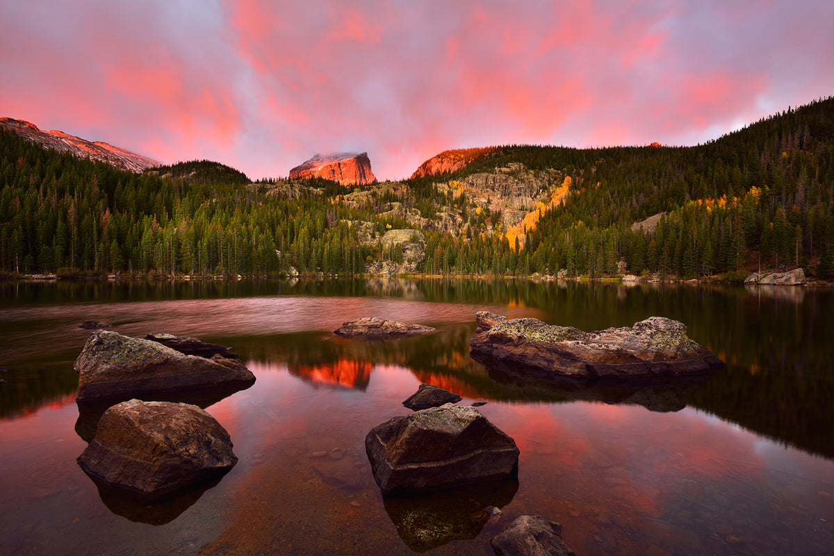 photo-wallpaper-bear-lake-sunrise