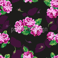 patterned-wallpaper-nostalgic-rose-bouquet