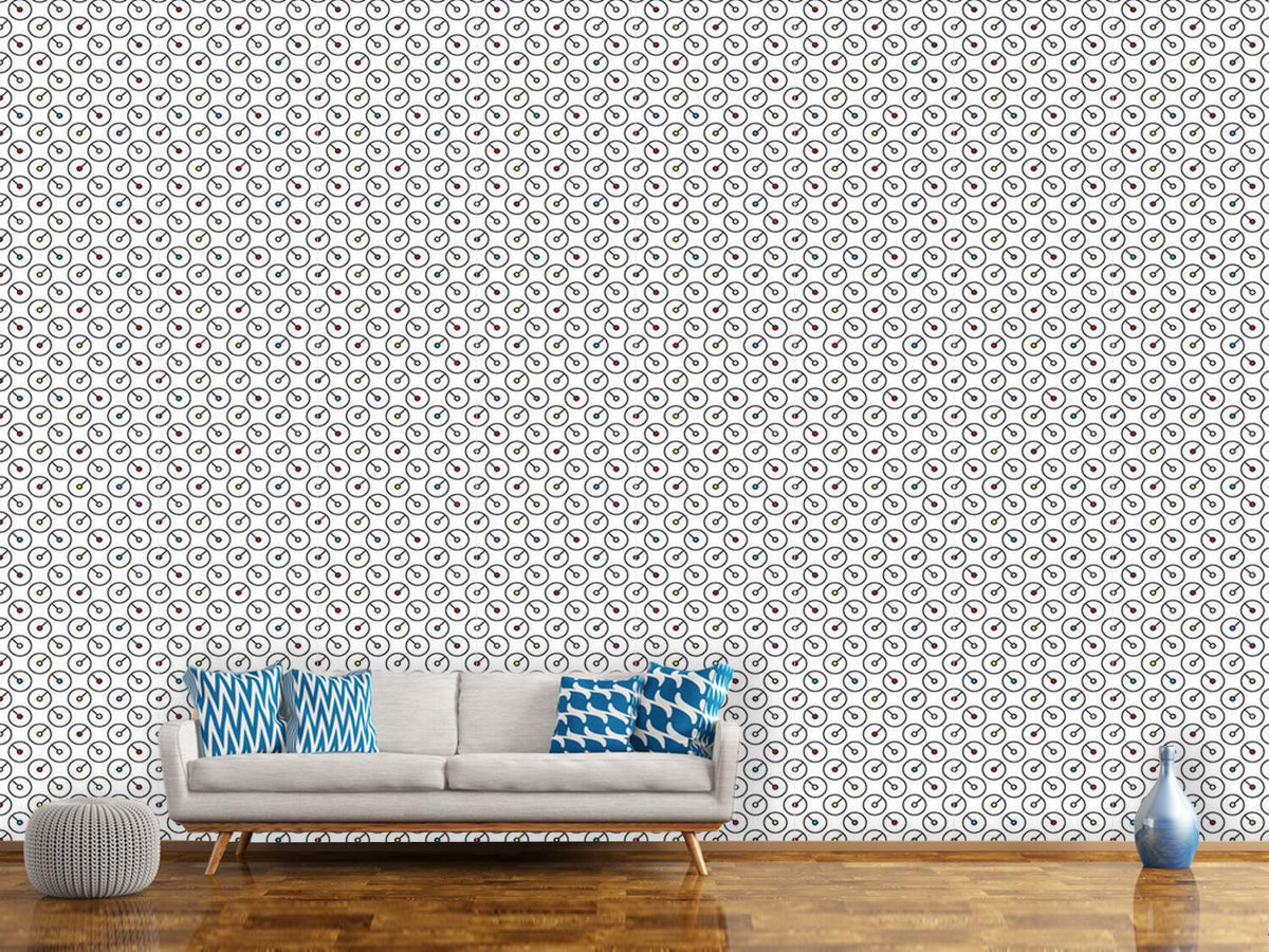 patterned-wallpaper-circles-with-hand