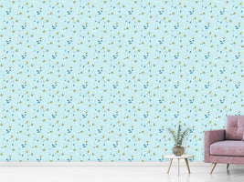 patterned-wallpaper-rosebuds