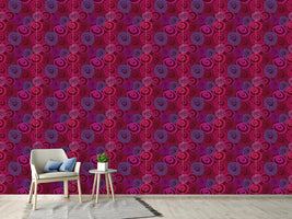 patterned-wallpaper-roses-in-circles