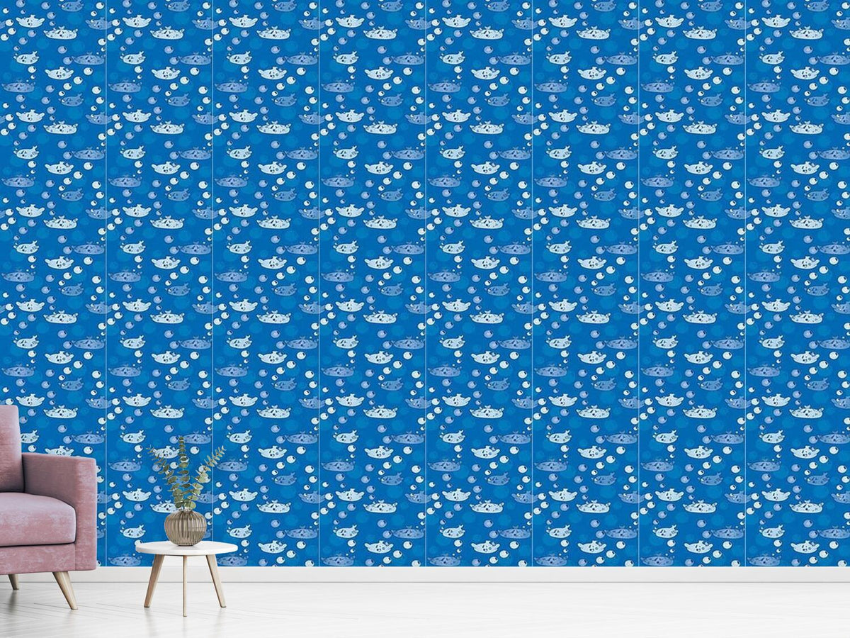 patterned-wallpaper-happy-fish