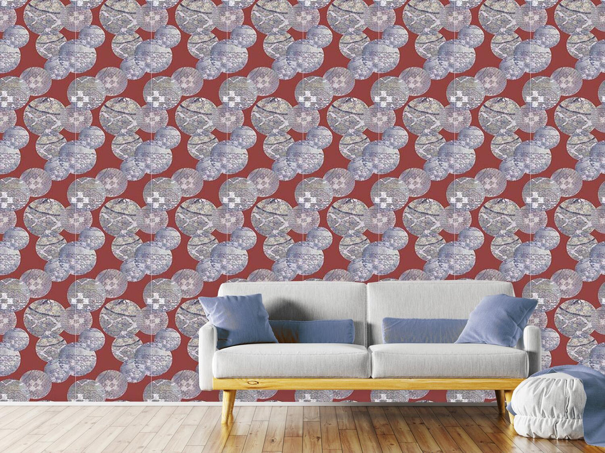 patterned-wallpaper-silverballs