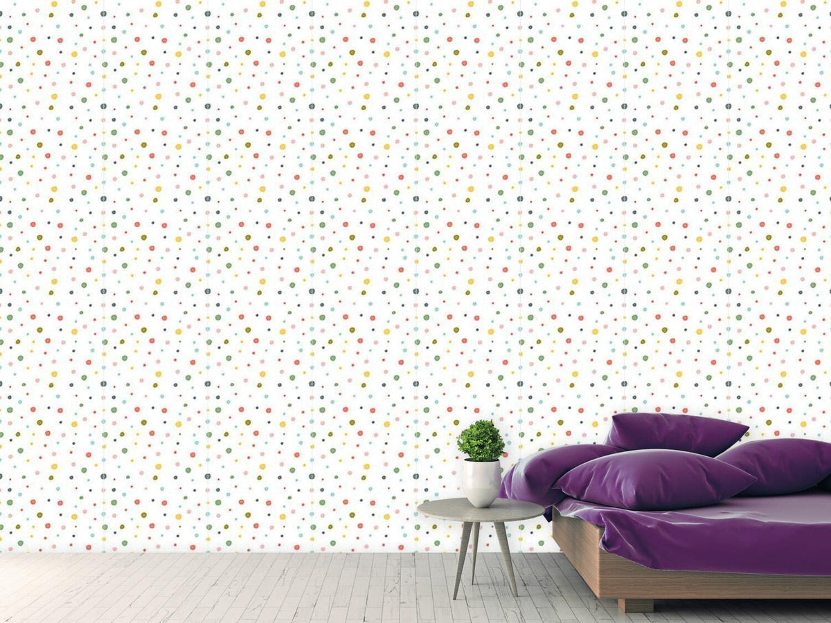 patterned-wallpaper-painted-polka-dot