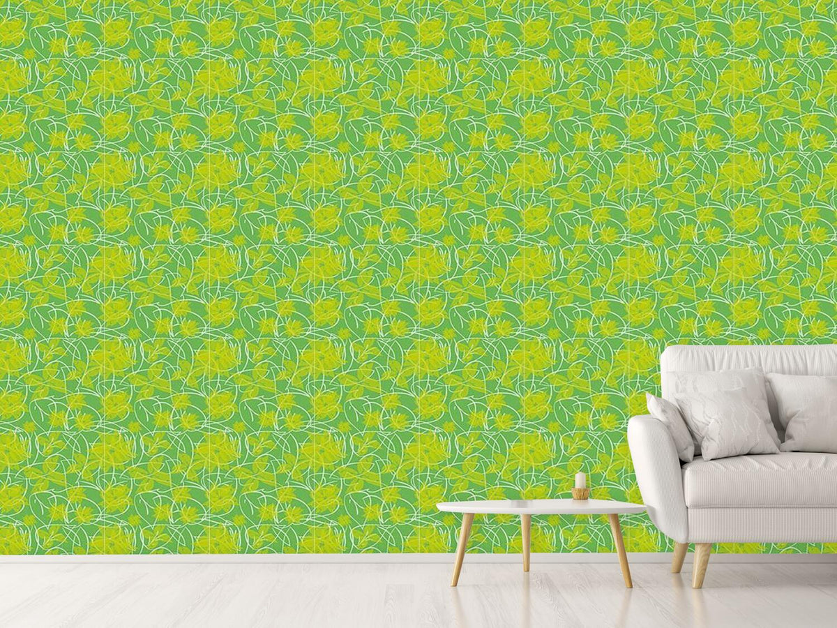 patterned-wallpaper-fresh-flowers