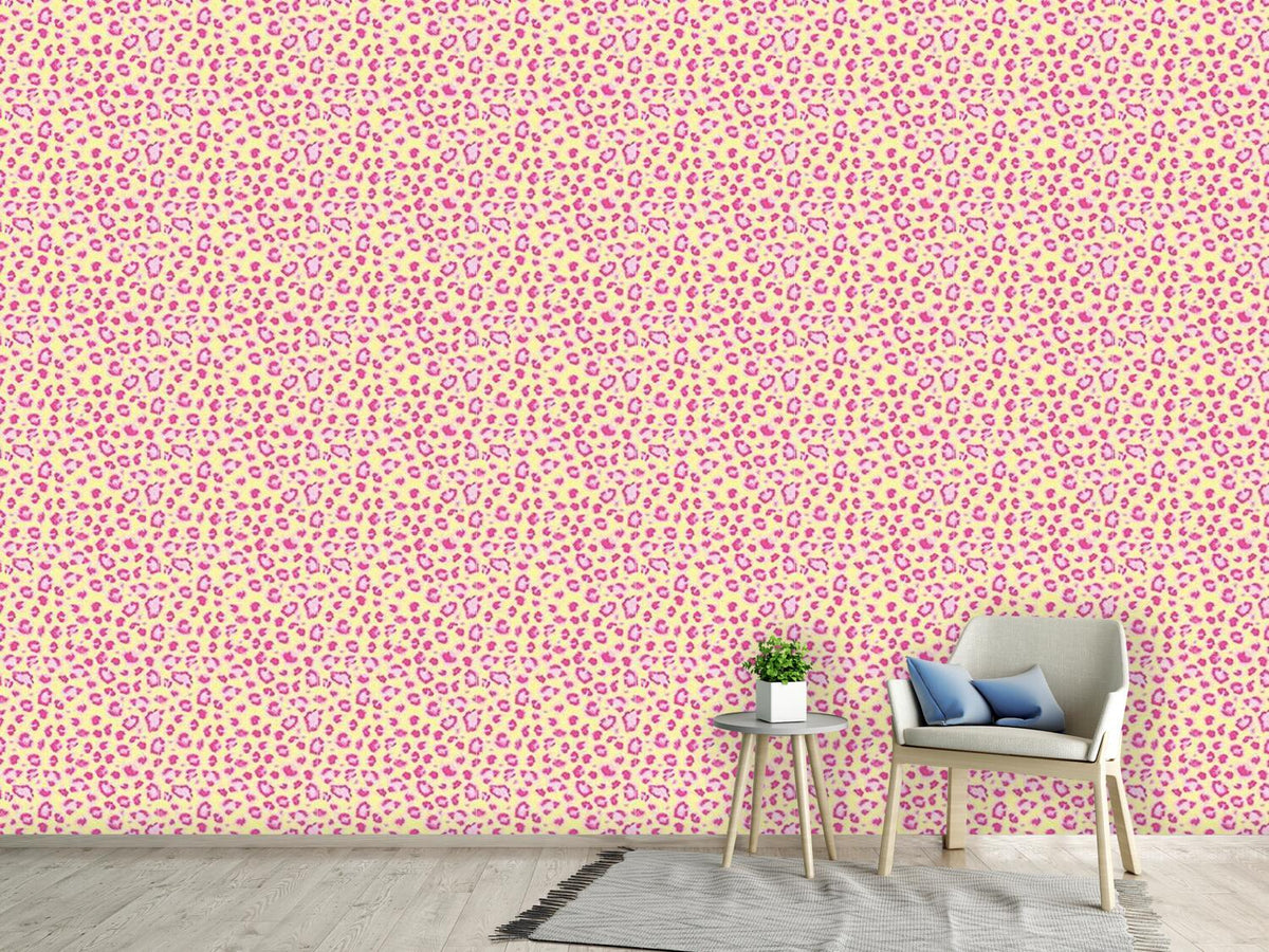 patterned-wallpaper-pussycat