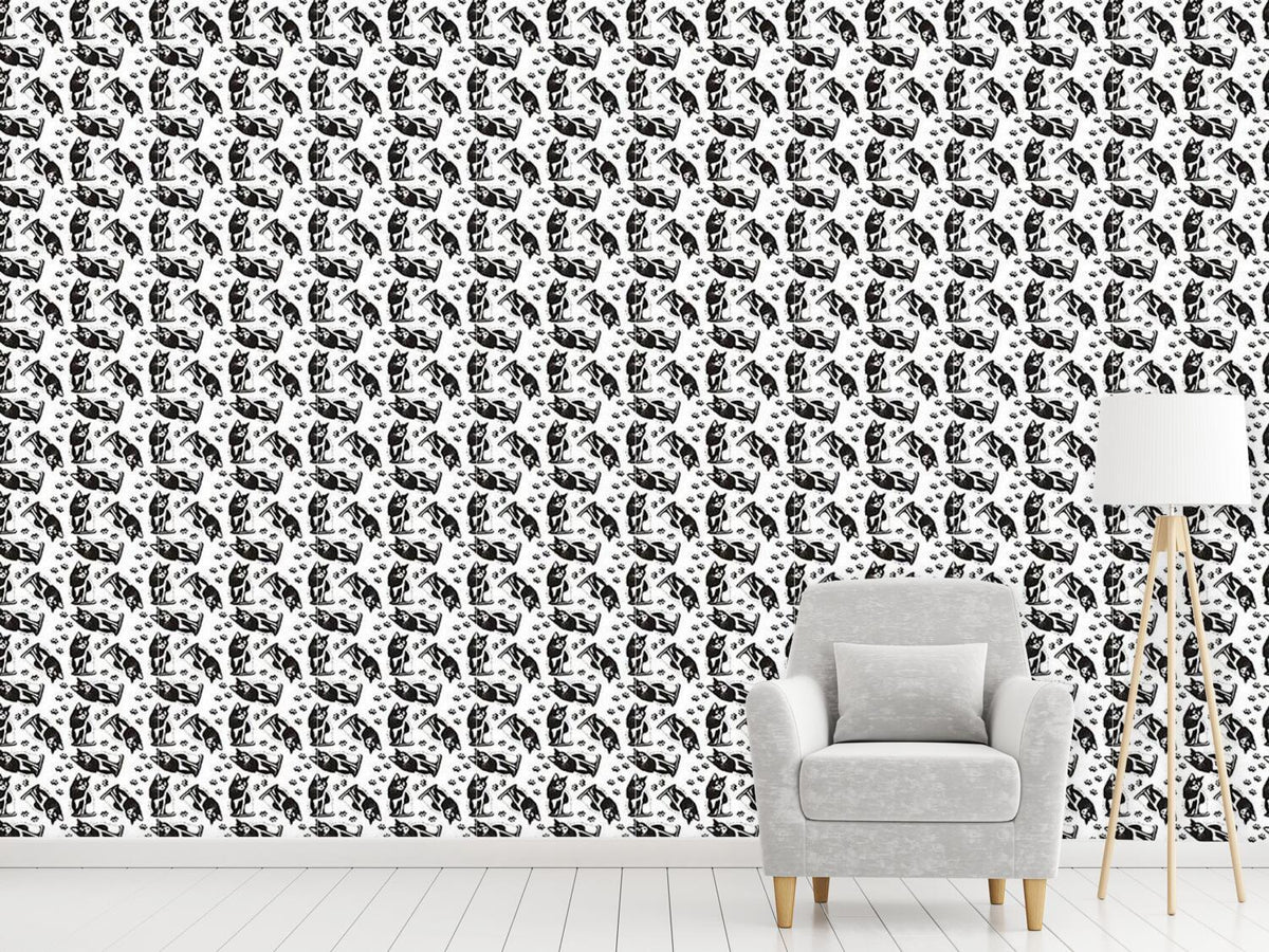 patterned-wallpaper-cats-on-their-watch