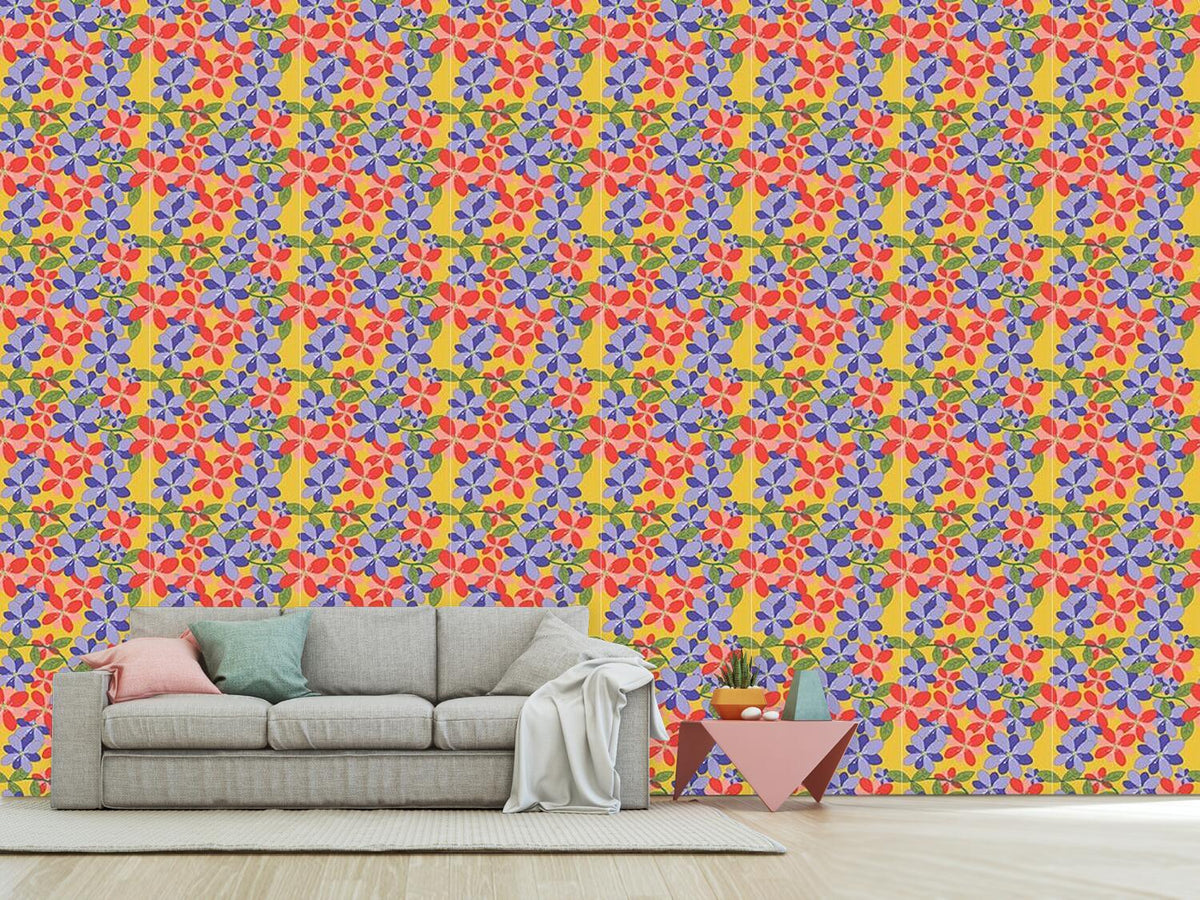 patterned-wallpaper-petals-and-leaves-yellow