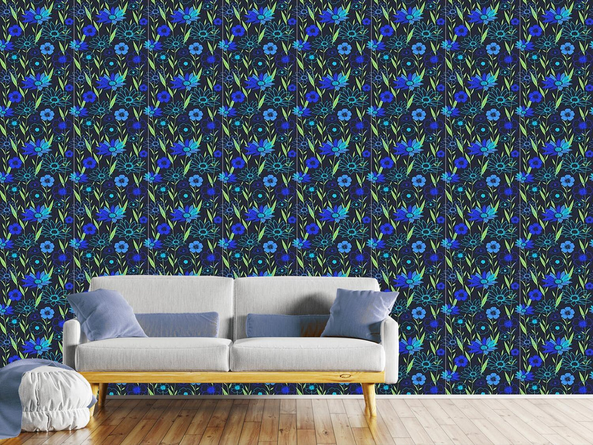 patterned-wallpaper-lucky-place-at-night