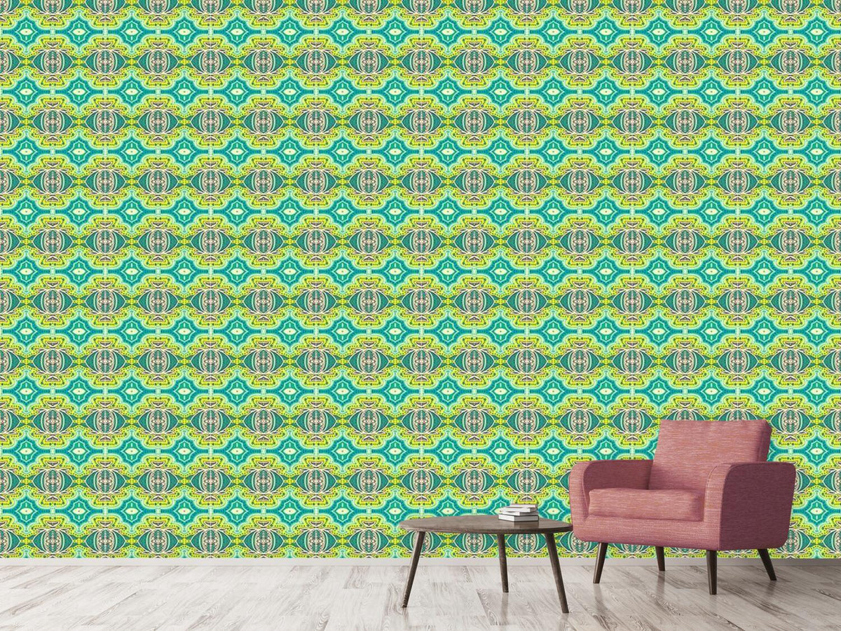 patterned-wallpaper-exotic-splendor