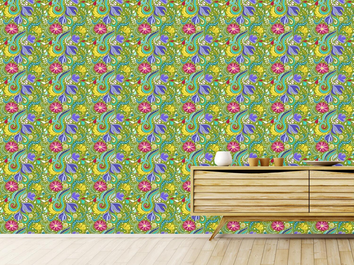 patterned-wallpaper-fantasy-flora