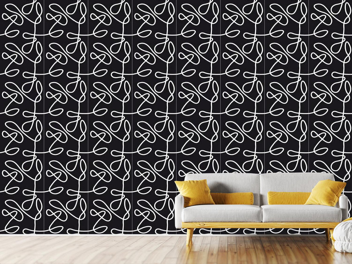 patterned-wallpaper-no-target-black