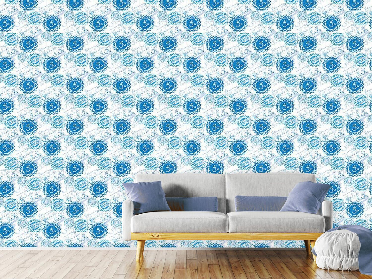 patterned-wallpaper-om-blue-and-white